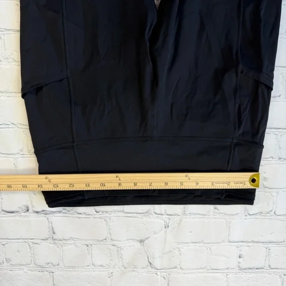 lululemon athletica Black Leggings with side pockets size 8 - Picture 6 of 11